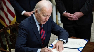 Chính trường Mỹ: Sóng gió mới chỉ bắt đầu