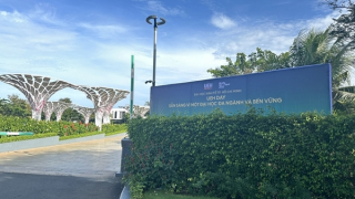 Chuyển Trường Đại học Kinh tế TP Hồ Chí Minh thành Đại học Kinh tế TP Hồ Chí Minh