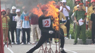 Ấn tượng các VĐV “nhí” tranh tài chữa cháy và cứu nạn, cứu hộ