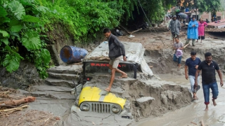Ấn Độ tìm kiếm hơn 140 người mất tích hậu thảm họa lũ quét
