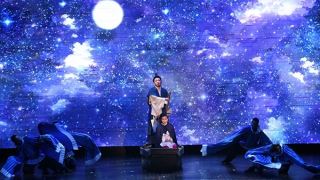 Từ cái “hố nhạc”