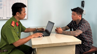 Nhím nghiện - kẻ dùng vật nhọn cướp tài sản học sinh sa lưới