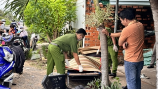 Người đàn ông làm nghề mài dao, kéo tử vong trước quán cà phê