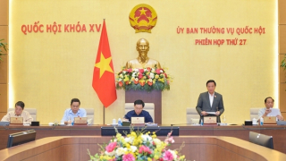 Cải cách tiền lương đi liền với nâng cao chất lượng, trách nhiệm đội ngũ cán bộ