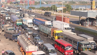 Cần những tuyến vận tải hàng hóa khối lượng lớn trong kết nối liên vùng