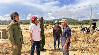 Công an xã tham gia giải phóng mặt bằng dự án cao tốc nhờ dân vận khéo