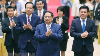 Xây dựng hệ sinh thái đầu tư kinh doanh lành mạnh, ổn định, bền vững