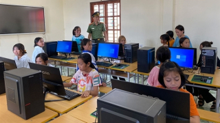 Máy tính cho tương lai – Vì đàn em thân yêu