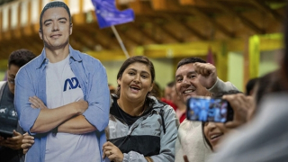 Kỳ vọng và thách thức với Tổng thống trẻ nhất lịch sử Ecuador