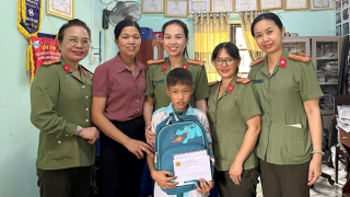 Đóng góp thầm lặng của cán bộ, hội viên phụ nữ Công an Thừa Thiên Huế