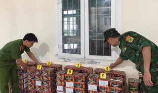 Tiếp tục phát hiện, bắt giữ nhiều vụ vận chuyển pháo nổ trái phép