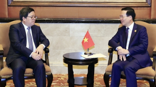 Chủ tịch nước Võ Văn Thưởng tiếp lãnh đạo Tập đoàn Trung Hưng