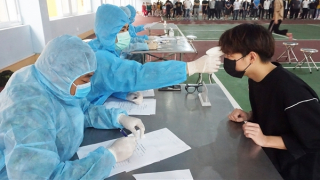 COVID-19 chính thức trở thành bệnh truyền nhiễm nhóm B