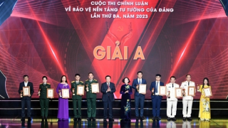 Trao giải Cuộc thi viết chính luận về bảo vệ nền tảng tư tưởng của Đảng lần thứ 3