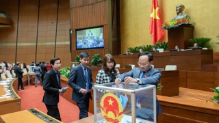 Quốc hội lấy phiếu tín nhiệm sáng 25/10, công bố kết quả chiều cùng ngày
