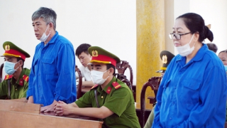 Xét xử cựu trạm trưởng tiếp tay “trùm buôn lậu” Mười Tường buôn lậu đường