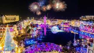 "8Wonder" đưa Maroon 5 đến Phú Quốc United Center