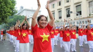 Hàng ngàn người cao tuổi tham gia Ngày hội rèn luyện sức khoẻ