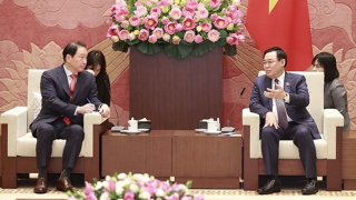 Chủ tịch Quốc hội ủng hộ đề xuất hợp tác của Tập đoàn SK về năng lượng