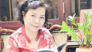Nhà văn Nguyễn Thị Anh Thư: Cây bút nữ lịch lãm và hài hước