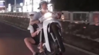 Khởi tố nhóm đối tượng chạy xe “bốc đầu" trên Quốc lộ 1