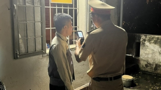 Hai nhân viên đường sắt vi phạm nồng độ cồn bị phạt 10 triệu đồng