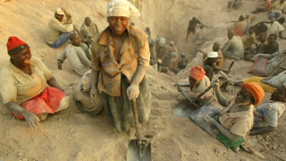 Châu Phi trong cuộc cạnh tranh mới