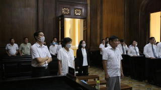 Xét xử cựu Giám đốc Sở Khoa học và Công nghệ TP Hồ Chí Minh và đồng phạm