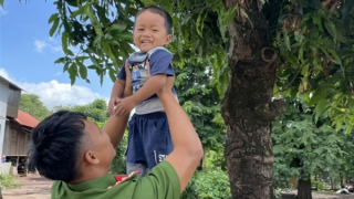 Con nuôi Công an xã ở Buôn Đôn