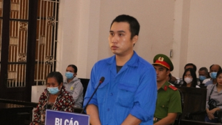 Lãnh án 18 năm tù vì đâm chết bạn nhậu