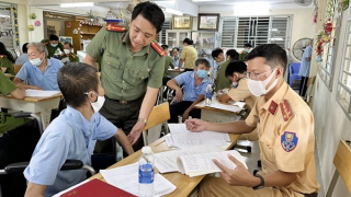 Tháo gỡ vướng mắc để cấp CCCD cho các nhân khẩu đặc biệt