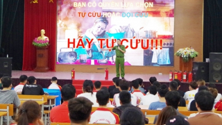 Tuyên truyền kỹ năng phòng cháy, chữa cháy cho trên 700 sinh viên