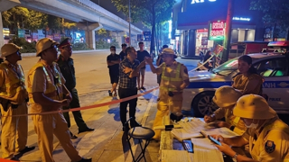 Theo chân CSGT xử lý vi phạm nồng độ cồn