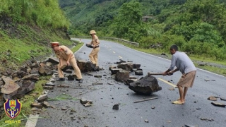 Chủ động ứng phó mưa lũ, bảo đảm an toàn cho người dân tại khu vực miền Trung và Tây Nguyên