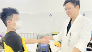 Cứu sống bé trai 10 tuổi bị đột quỵ não hiếm gặp