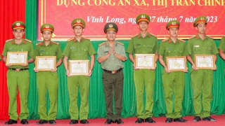 Vĩnh Long đẩy mạnh xây dựng Công an xã, thị trấn