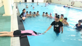 Phổ cập bơi cho học sinh: Chỉ 8,63% trường học có bể bơi