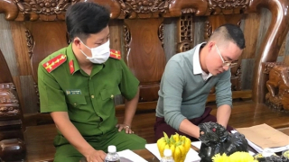 Người tố cáo con gái Chủ tịch Tân Hiệp Phát bị truy tố tội lừa đảo