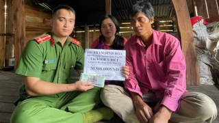 Thượng uý Công an vận động quyên góp giúp đỡ thiếu niên người Ê đê mắc bệnh hiểm nghèo