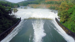 Hồ Phú Ninh vận hành xả tràn lần 1, Quảng Nam cảnh báo ngập lụt cục bộ