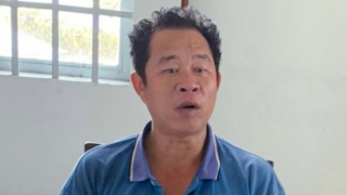 Ngủ gục khi lái xe, tài xế container tông chết bảo vệ dân phố