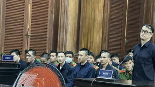 Xét xử đường dây vận chuyển, mua bán ma tuý bằng container xuyên quốc gia