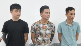 Hơn 20 nạn nhân "sập bẫy" nhóm lừa đảo bán phầm mềm nghe lén