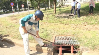 Kiểm tra việc xả thải ra suối khiến cá chết hàng loạt