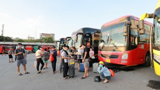 Đề xuất nhiều giải pháp xóa xe dù, bến cóc tại Hà Nội