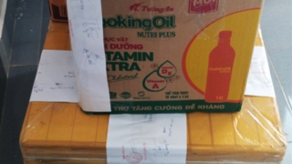 Mua, bán tàng trữ trái phép gần 50kg pháo nổ