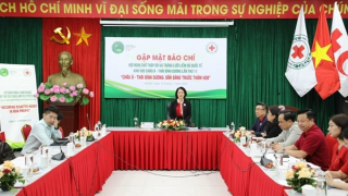 Tổ chức Hội nghị Chữ thập đỏ - Trăng lưỡi liềm đỏ quốc tế
