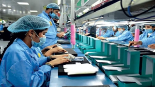 Phận đời công nhân thời 4.0