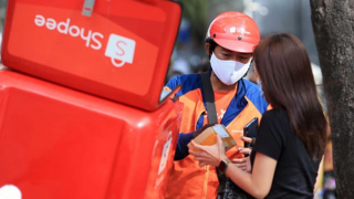 “Chạy nước rút” mua sắm cho mùa sale cuối năm