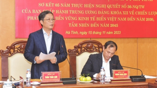 Đưa Hà Tĩnh trở thành tỉnh mạnh về biển, giàu từ biển